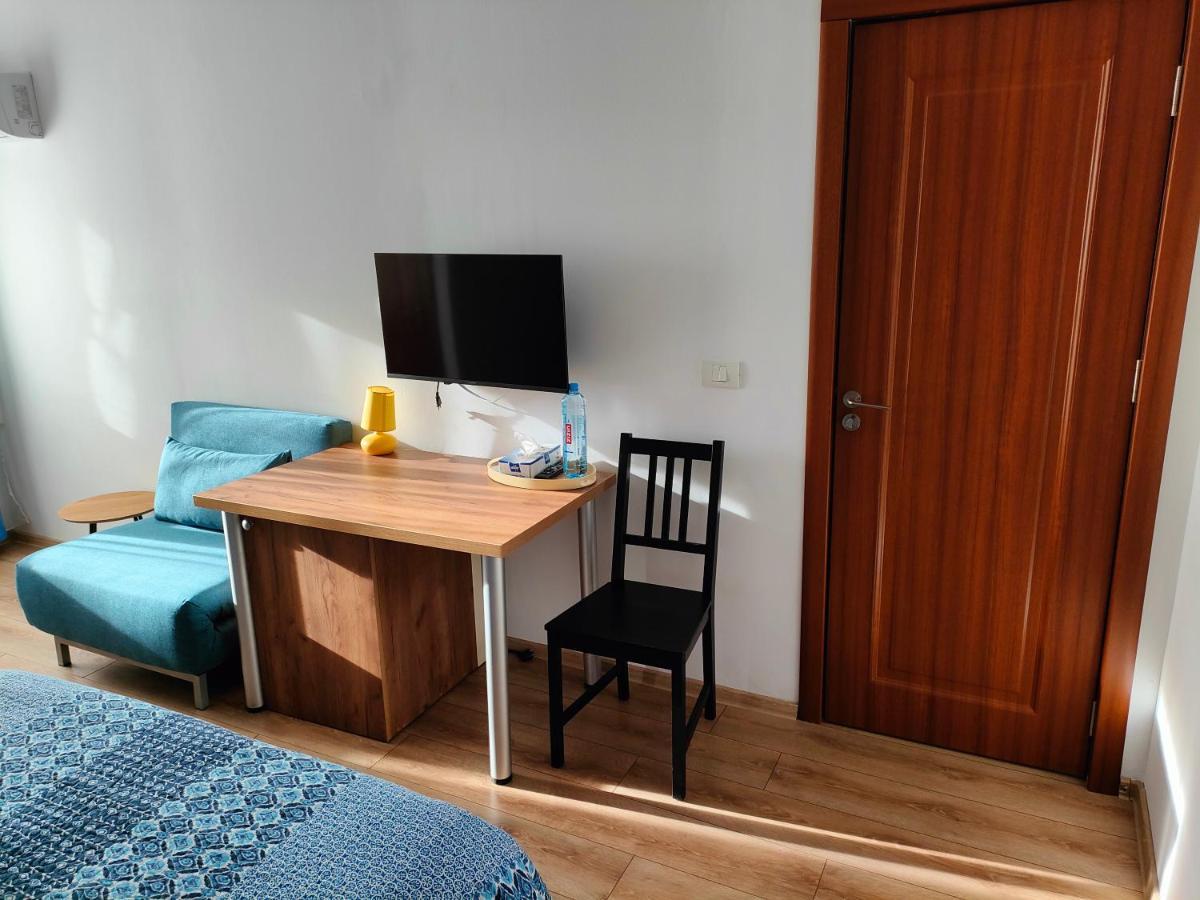 Ivavev Is Us Bythesea Constanta Ngoại thất bức ảnh