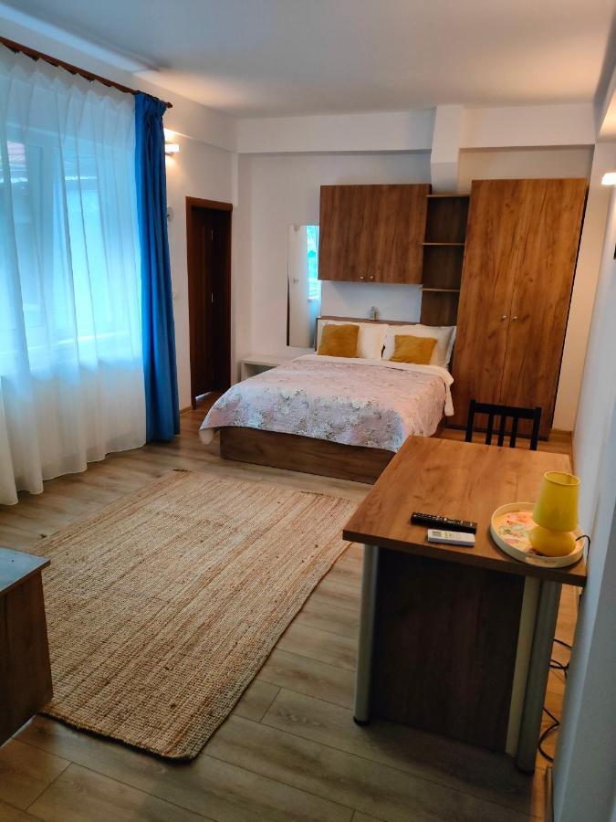 Ivavev Is Us Bythesea Constanta Ngoại thất bức ảnh